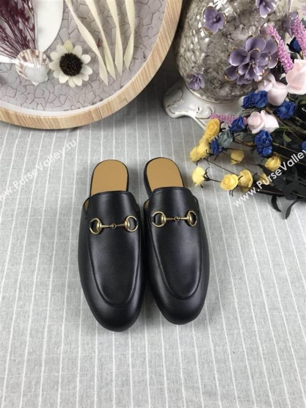 Gucci Princetown Leather Slippers 180732