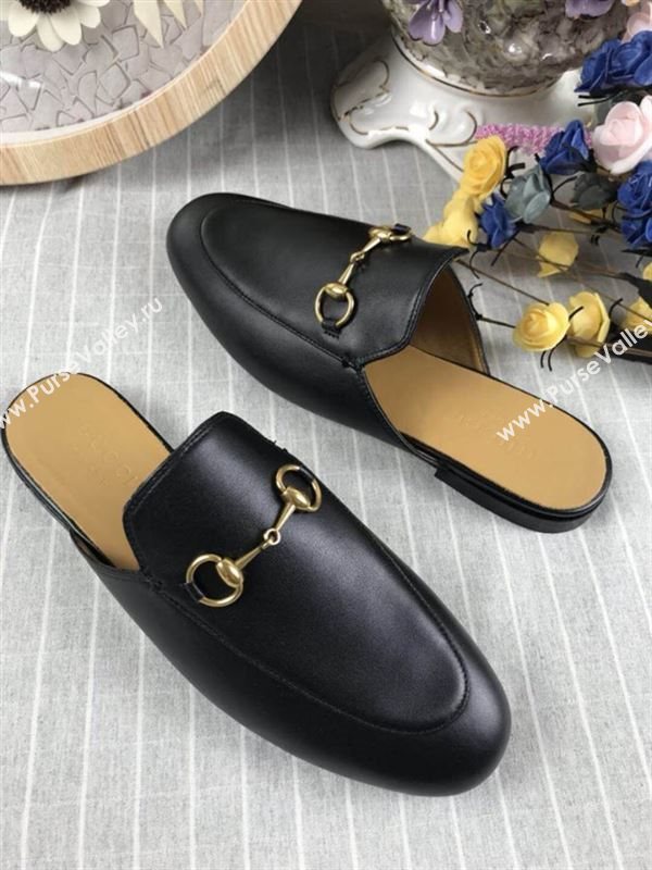 Gucci Princetown Leather Slippers 180732