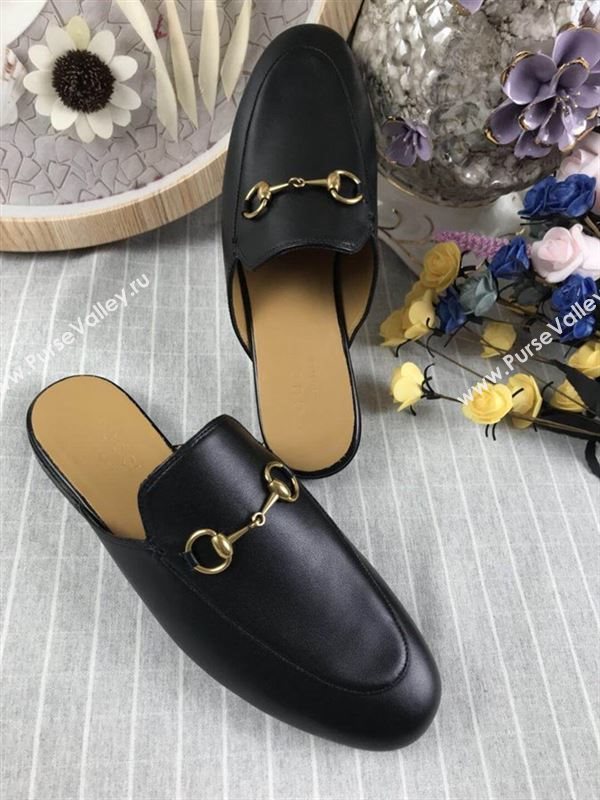 Gucci Princetown Leather Slippers 180732