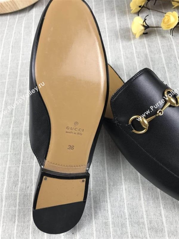 Gucci Princetown Leather Slippers 180732