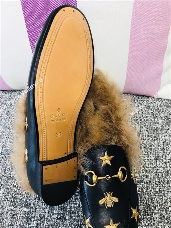 Gucci Princetown Leather Slippers 181070