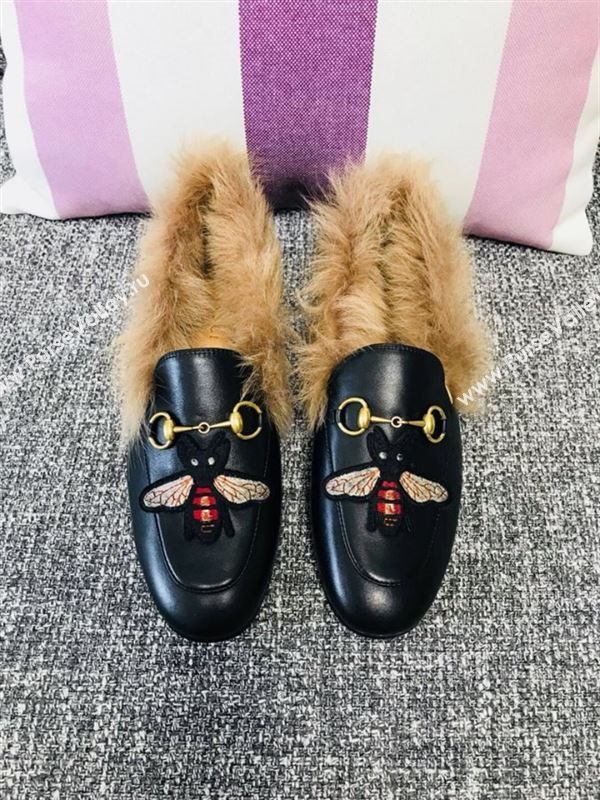Gucci Princetown Leather Slippers 181071