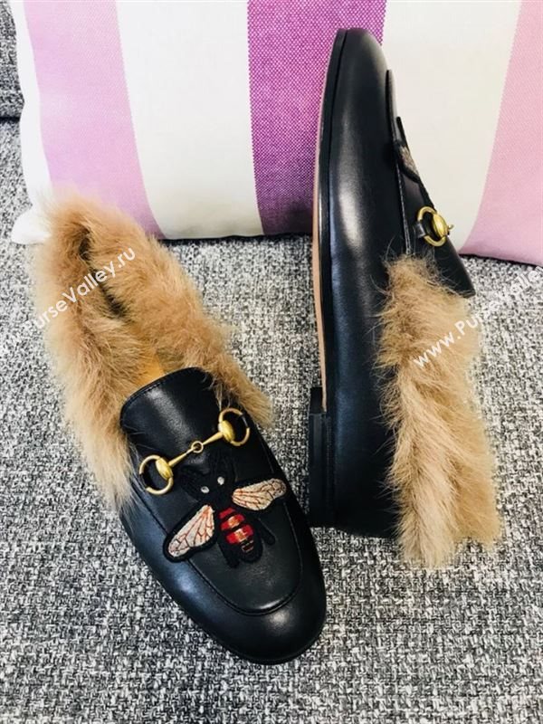 Gucci Princetown Leather Slippers 181071