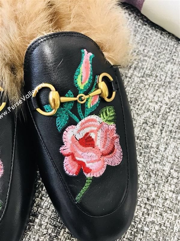 Gucci Princetown Leather Slippers 181072