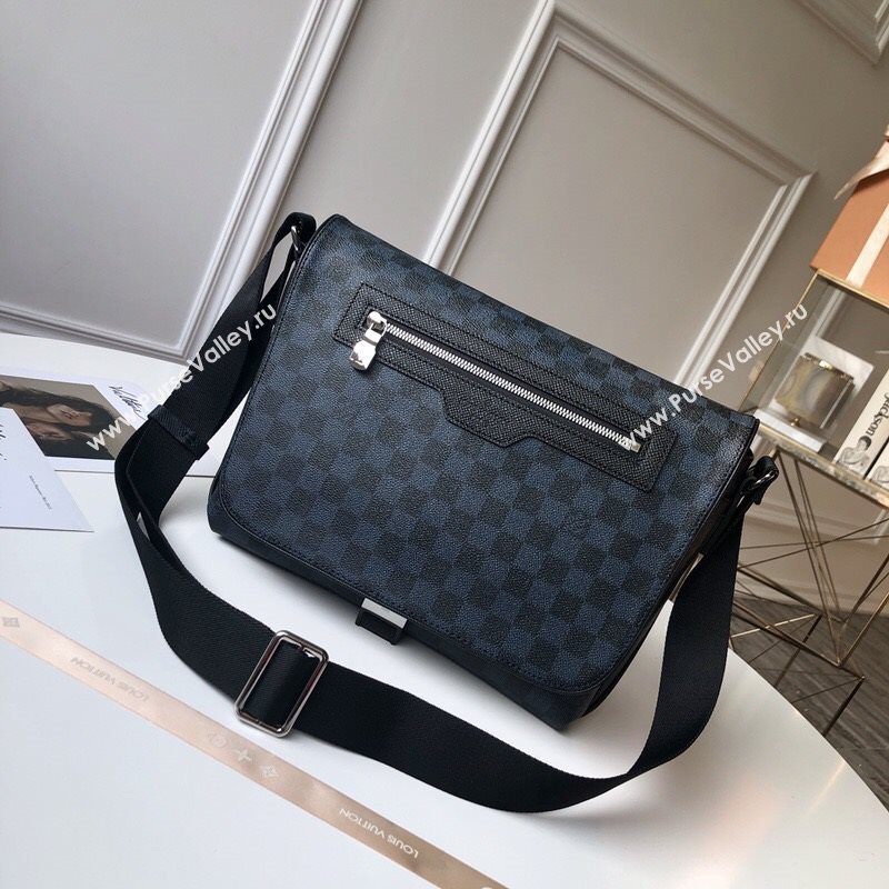 LOUIS VUITTON Matchpoint Messenger Bag 185570