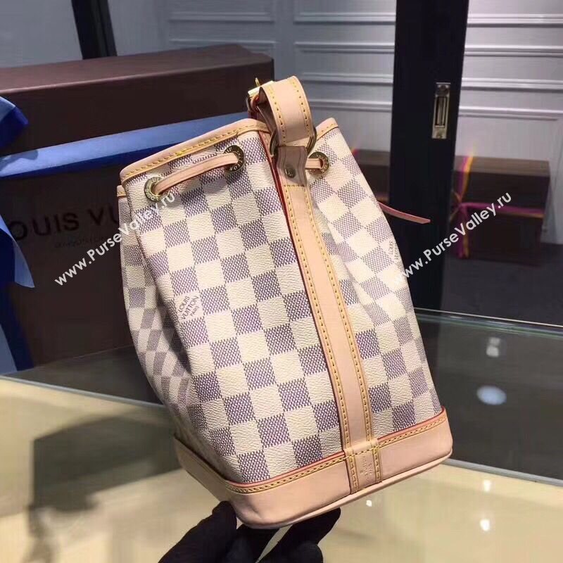 Louis Vuitton NOE BB 193710