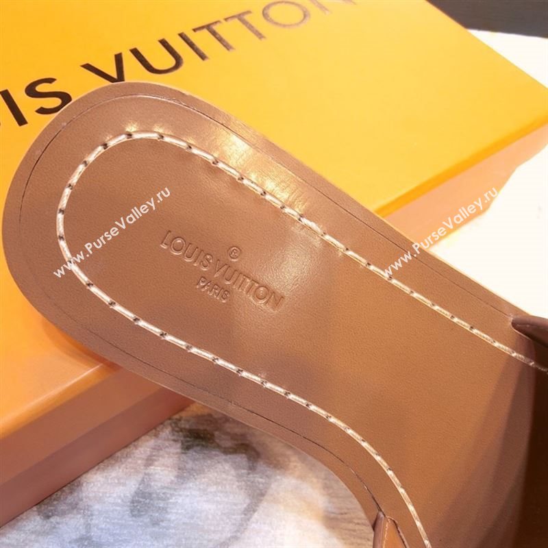 LOUIS VUITTON Lock Slippers 190437