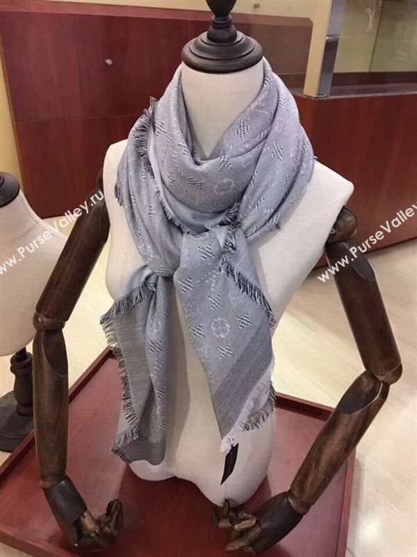 Louis Vuitton Scarf 199674