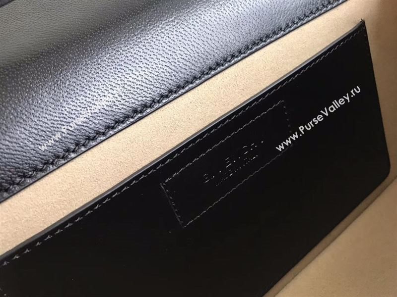 Givenchy Infinty Flay Bag 187049