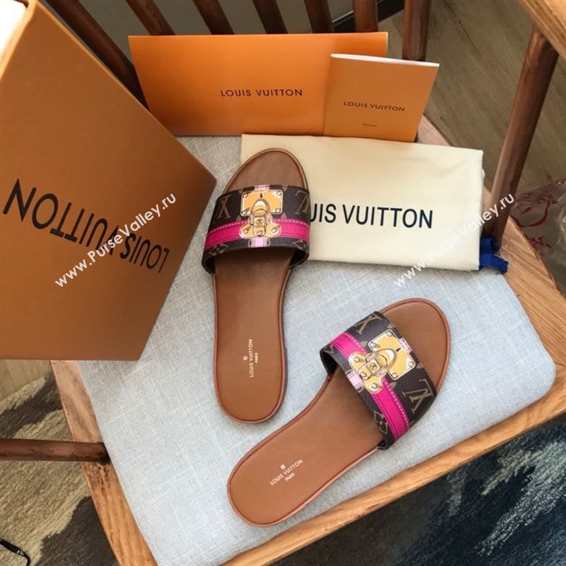 LOUIS VUITTON Slippers 190357