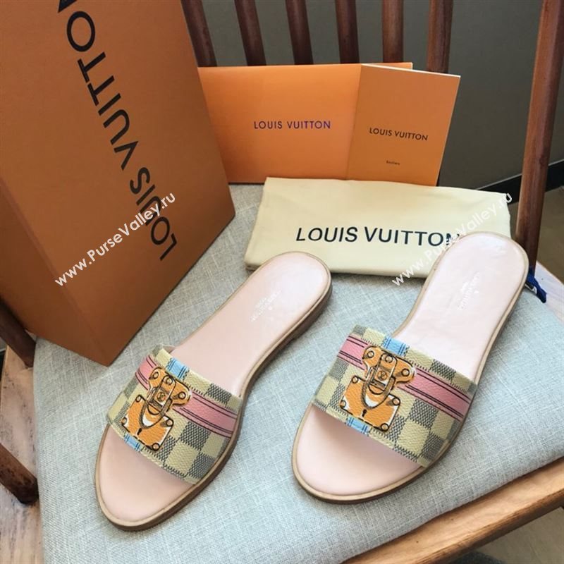 LOUIS VUITTON Slippers 190352