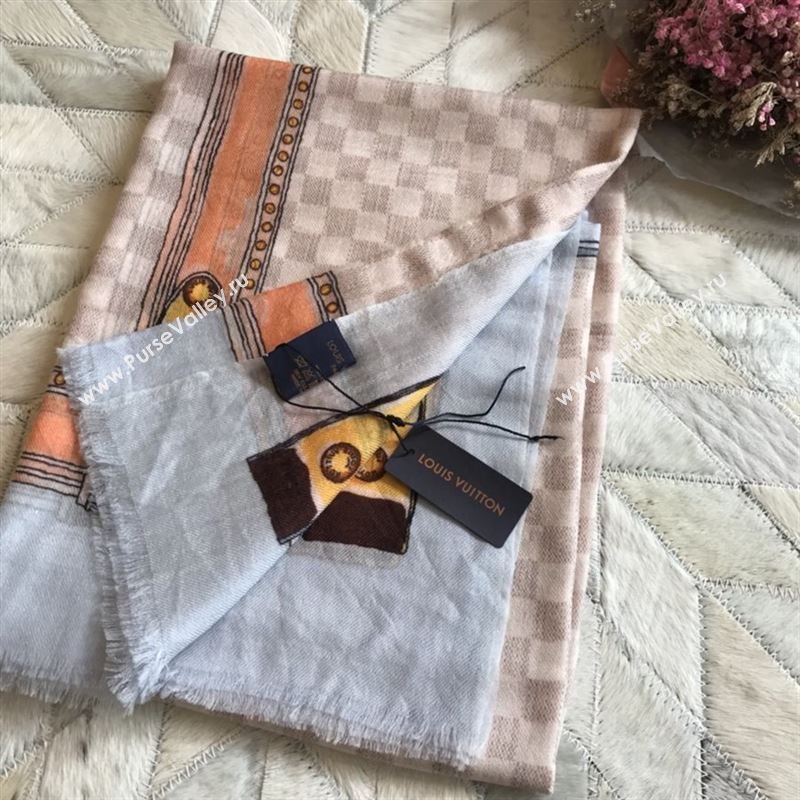 Louis Vuitton Scarf 200166