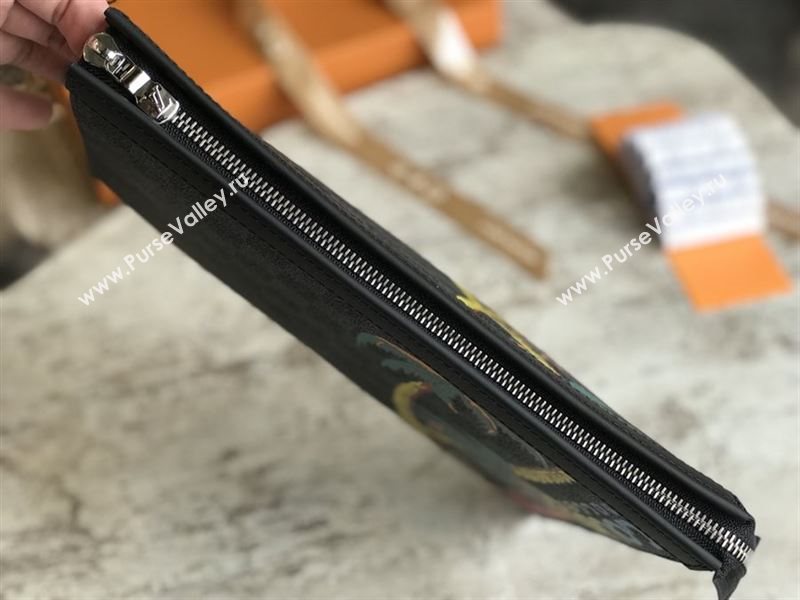 LOUIS VUITTON POCHETTE VOYAGE MM 207049