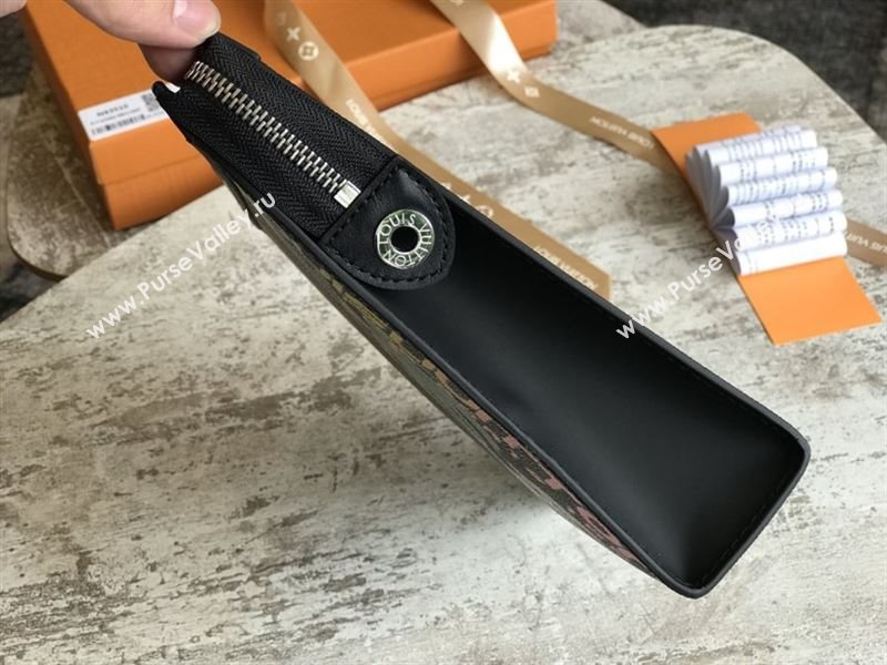 LOUIS VUITTON POCHETTE VOYAGE MM 207049