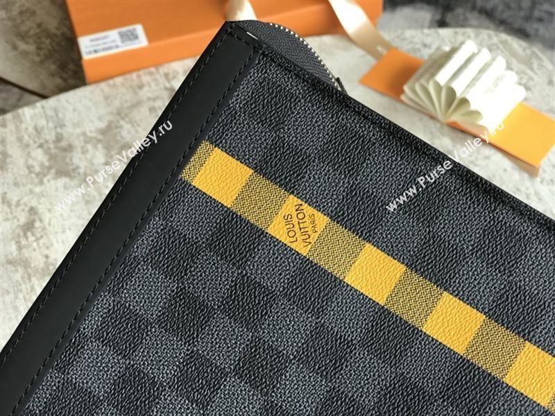 Louis Vuitton Pochette Voyage Clutch 207059