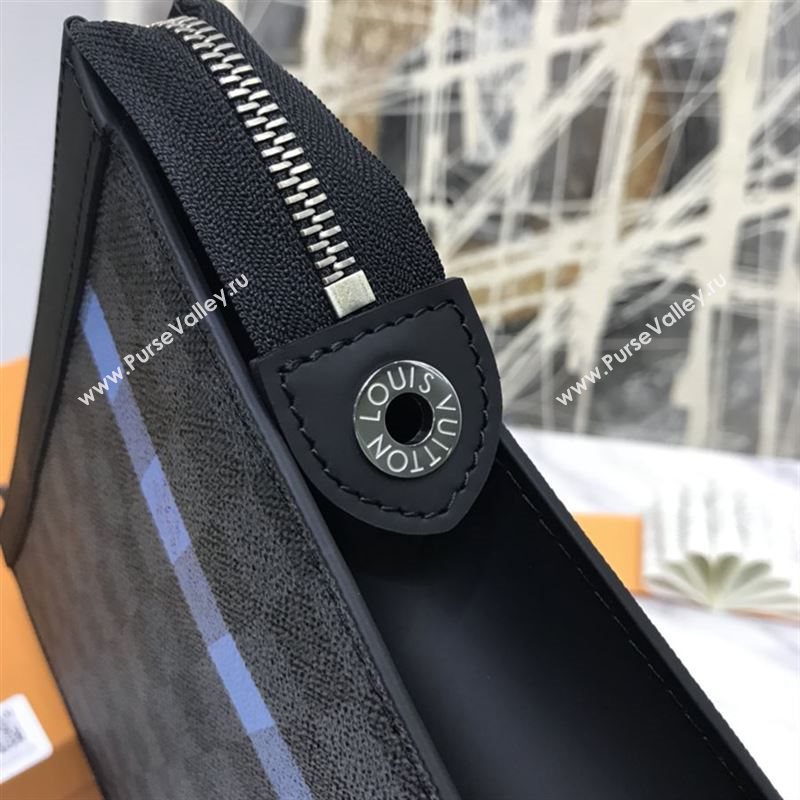 Louis Vuitton Pochette Voyage Clutch 207041