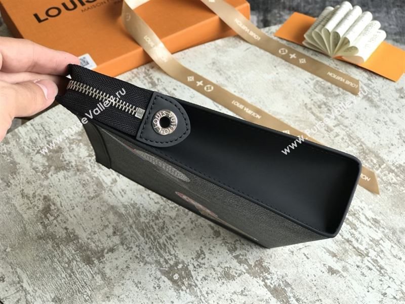 Louis Vuitton Pochette Voyage Clutch 207082