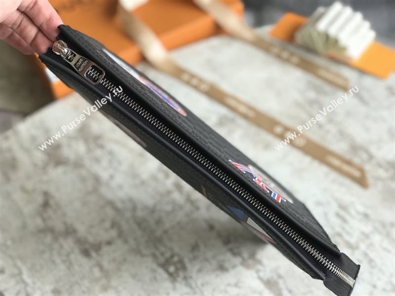 Louis Vuitton Pochette Voyage Clutch 207082