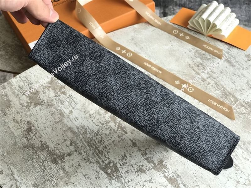 Louis Vuitton Pochette Voyage Clutch 207082