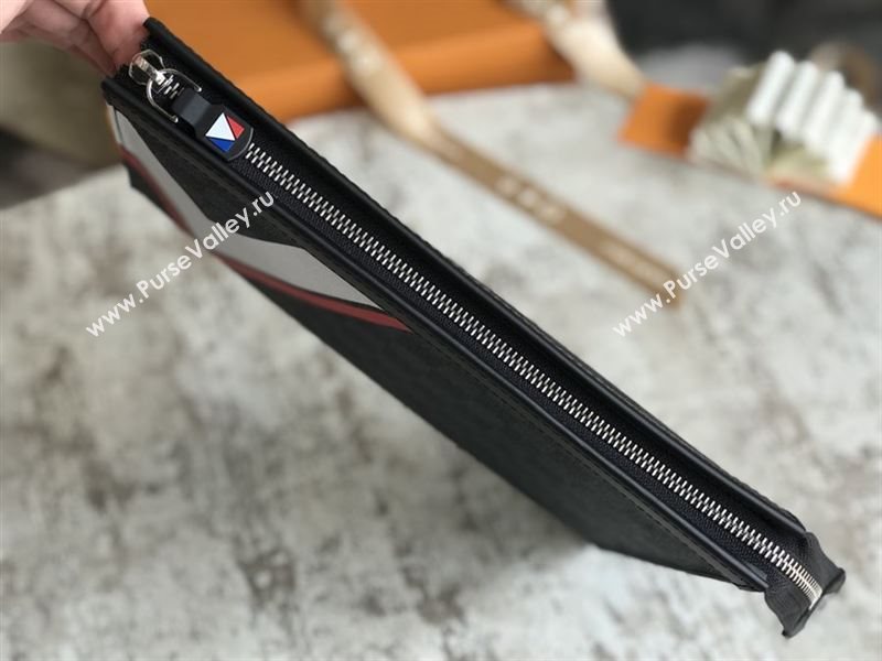 Louis Vuitton Pochette Voyage Clutch 207106