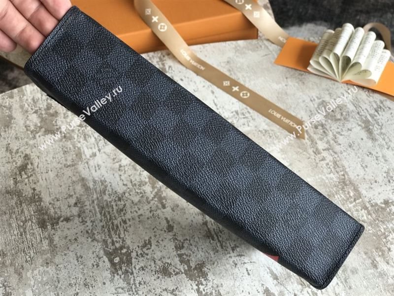 Louis Vuitton Pochette Voyage Clutch 207106