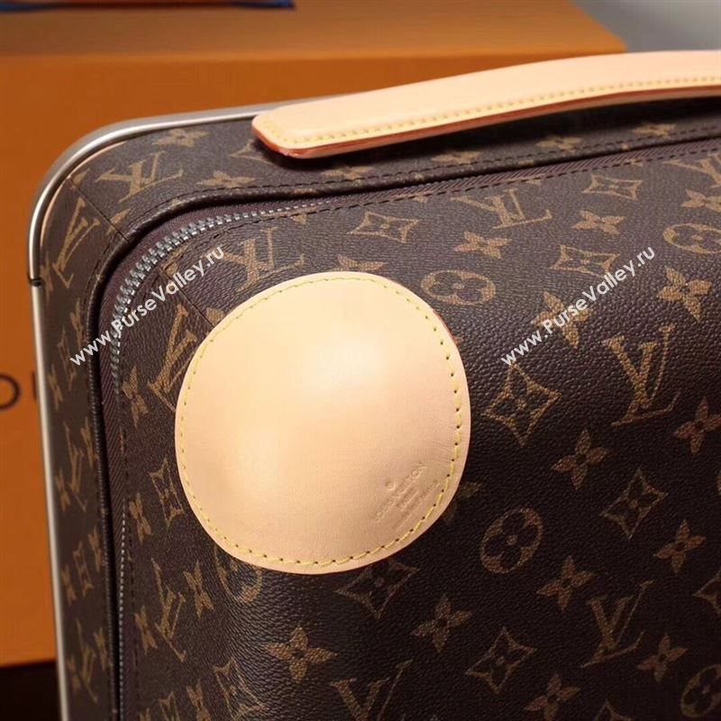 LOUIS VUITTON travel Box 202092