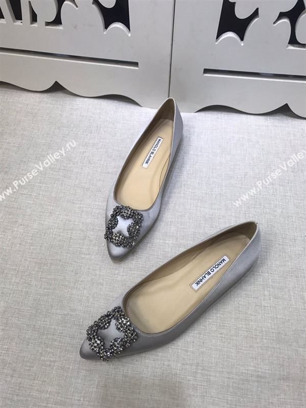 Manolo Blahnik Flat Shoes 204958