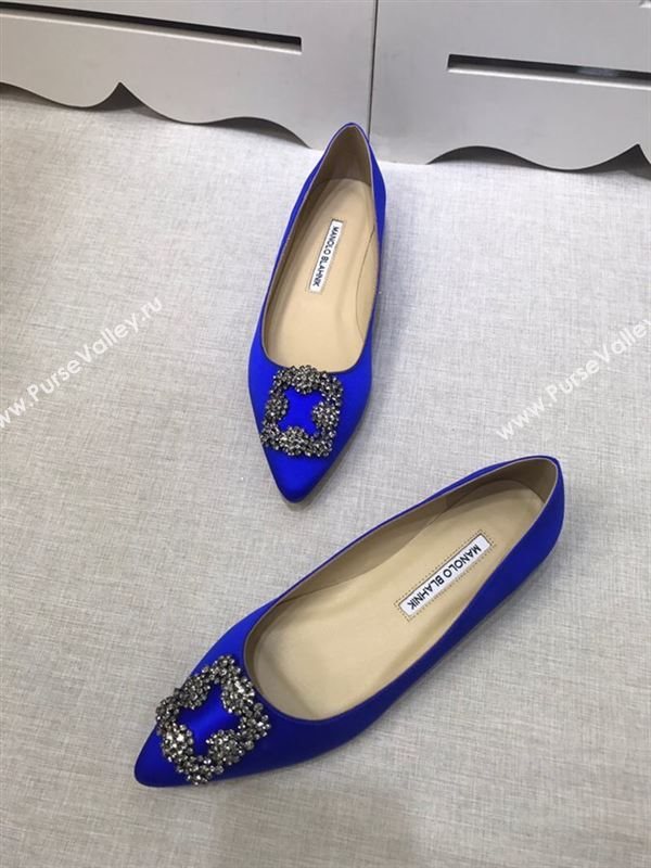 Manolo Blahnik Flat Shoes 204928