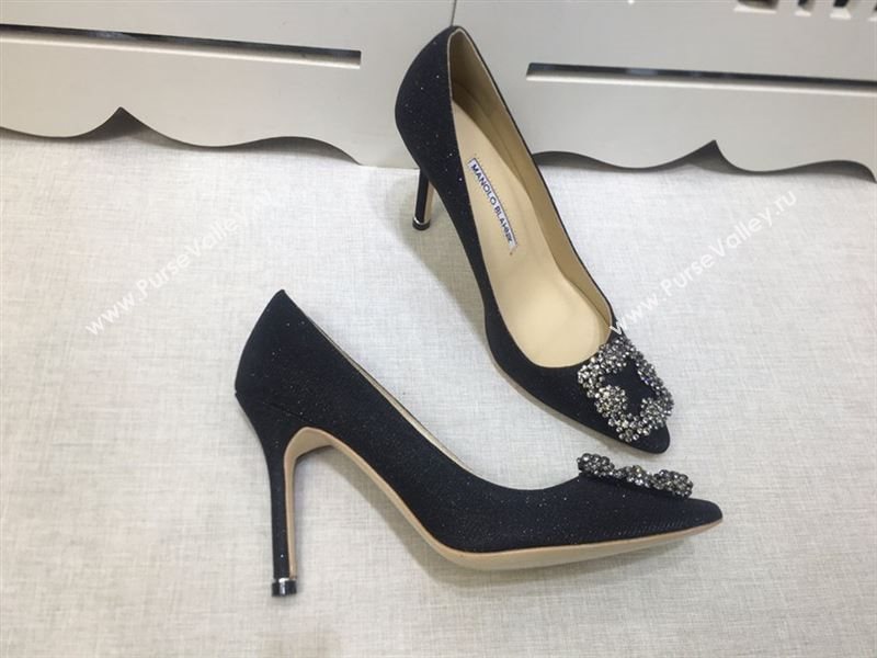 Manolo Blahnik Shoes 205324