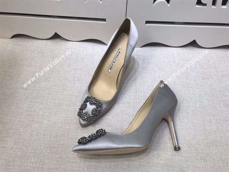 Manolo Blahnik Shoes 205355