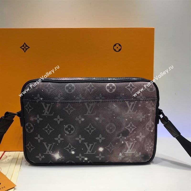 LOUIS VUITTON VOYAGE shoulder bag 222580