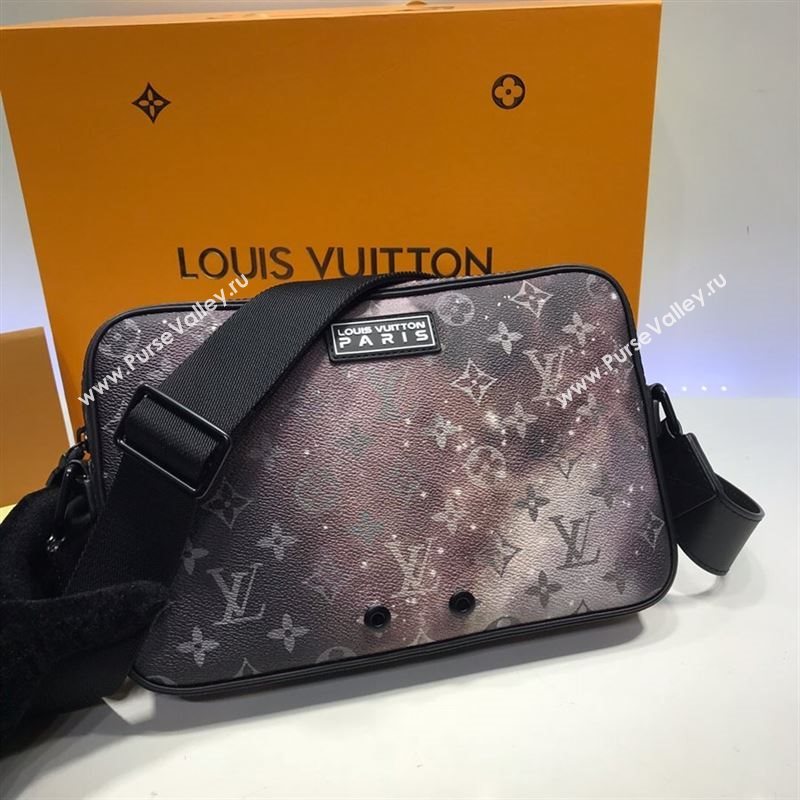 LOUIS VUITTON VOYAGE shoulder bag 222580