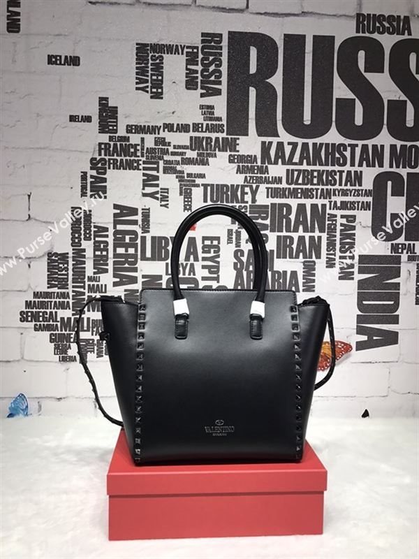 Valentino Handbag medium 213451
