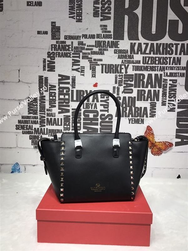 Valentino Handbag medium 213402