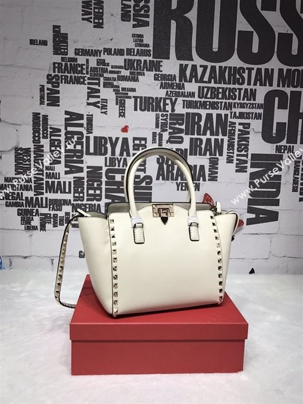 Valentino Handbag medium 213404