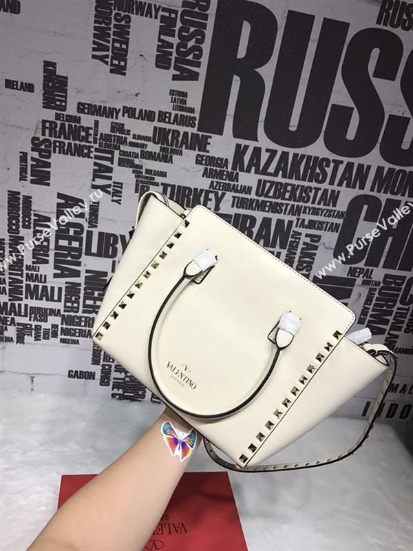 Valentino Handbag medium 213404