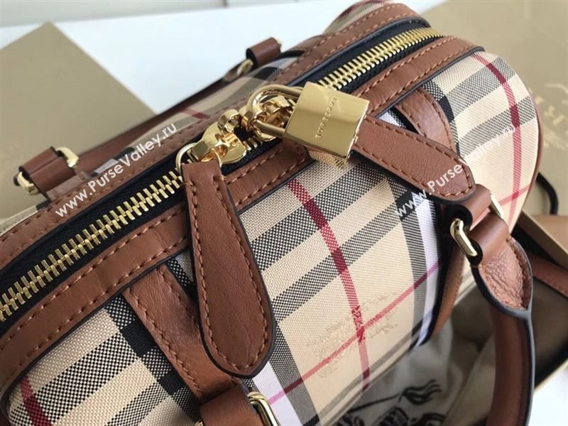 Burberry Handbag 217788