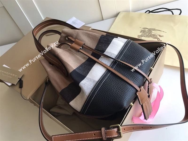 Burberry Bucket bag 215867