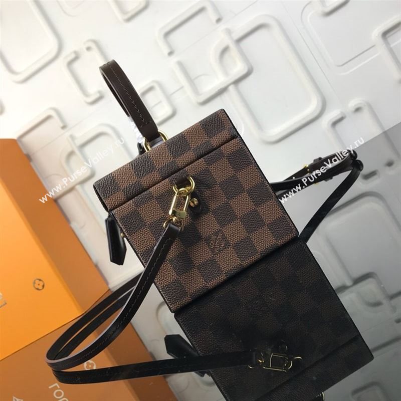 LOUIS VUITTON BLEECKER BOX 219582