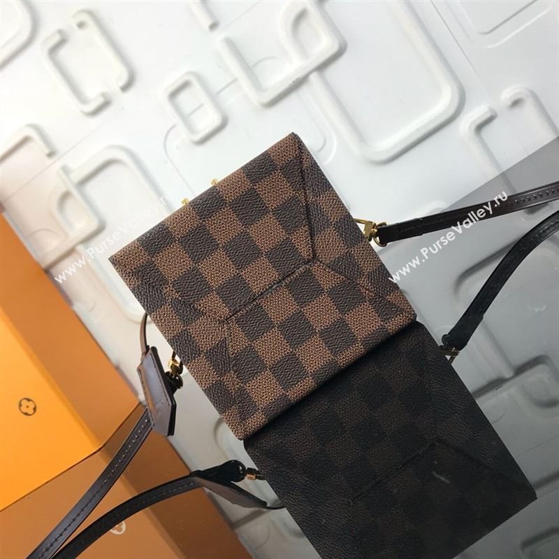 LOUIS VUITTON BLEECKER BOX 219582