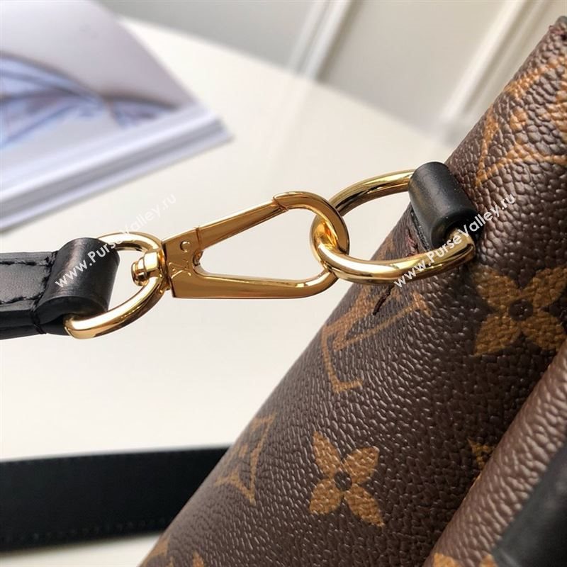 LOUIS VUITTON MESSENGER 220128