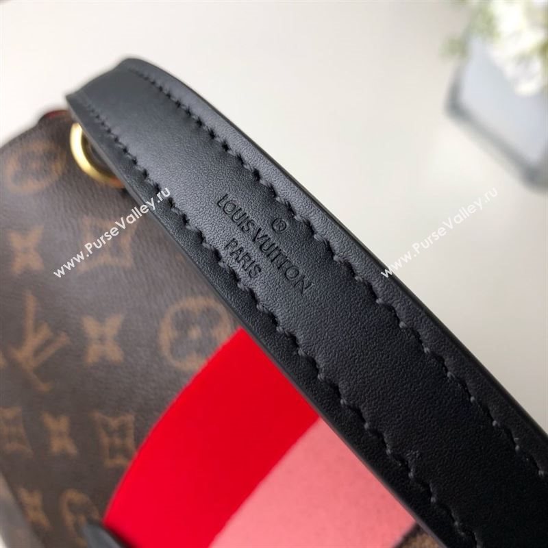 LOUIS VUITTON MESSENGER 220132