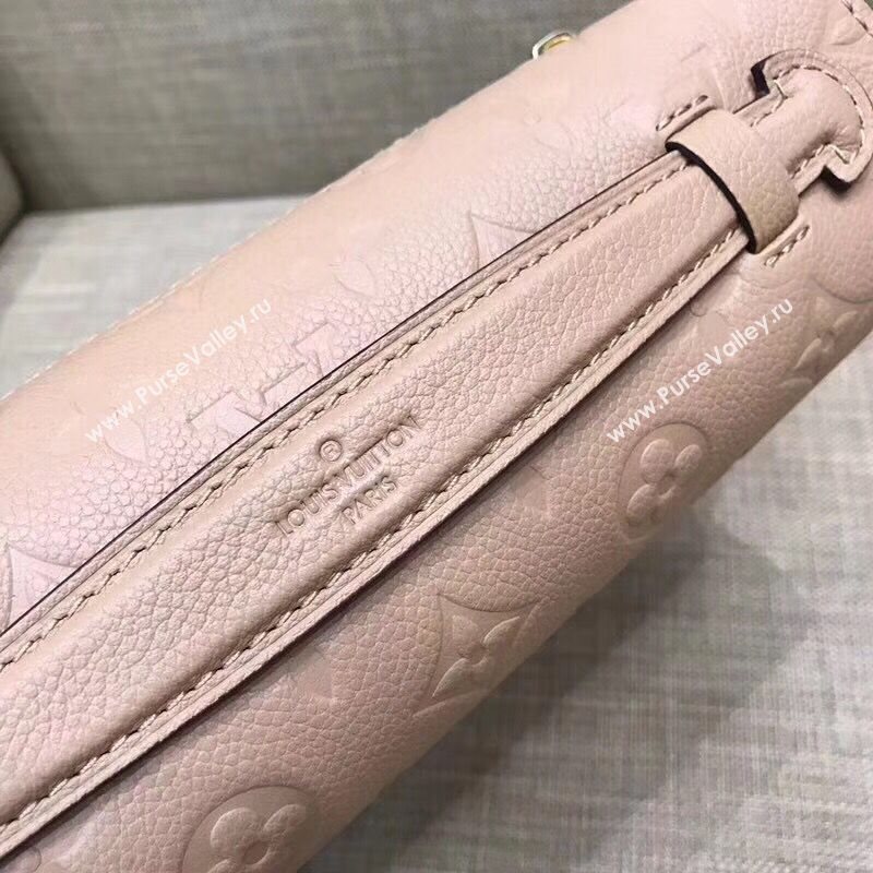 Louis Vuitton Pochette Metis 225991