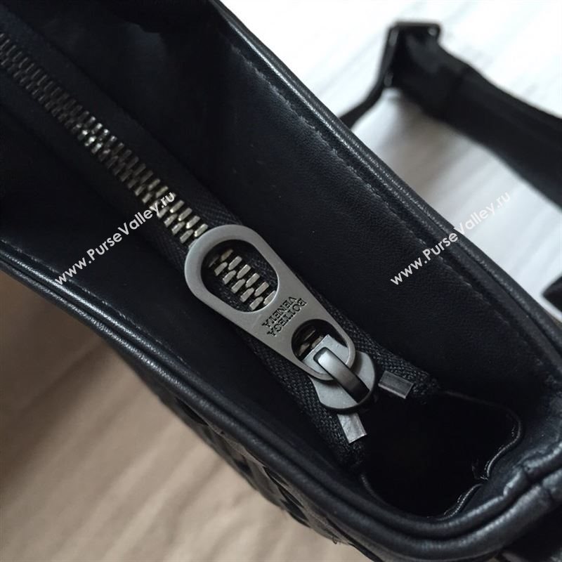 Bottega Veneta Handbag 231098