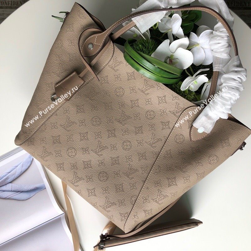 LOUIS VUITTON HINA 232982