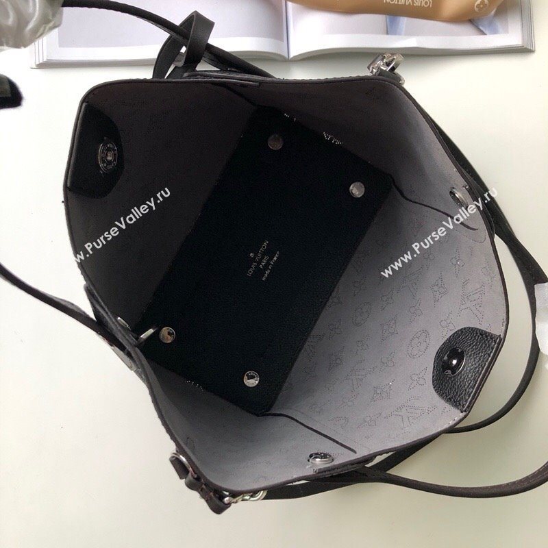 LOUIS VUITTON HINA 233026