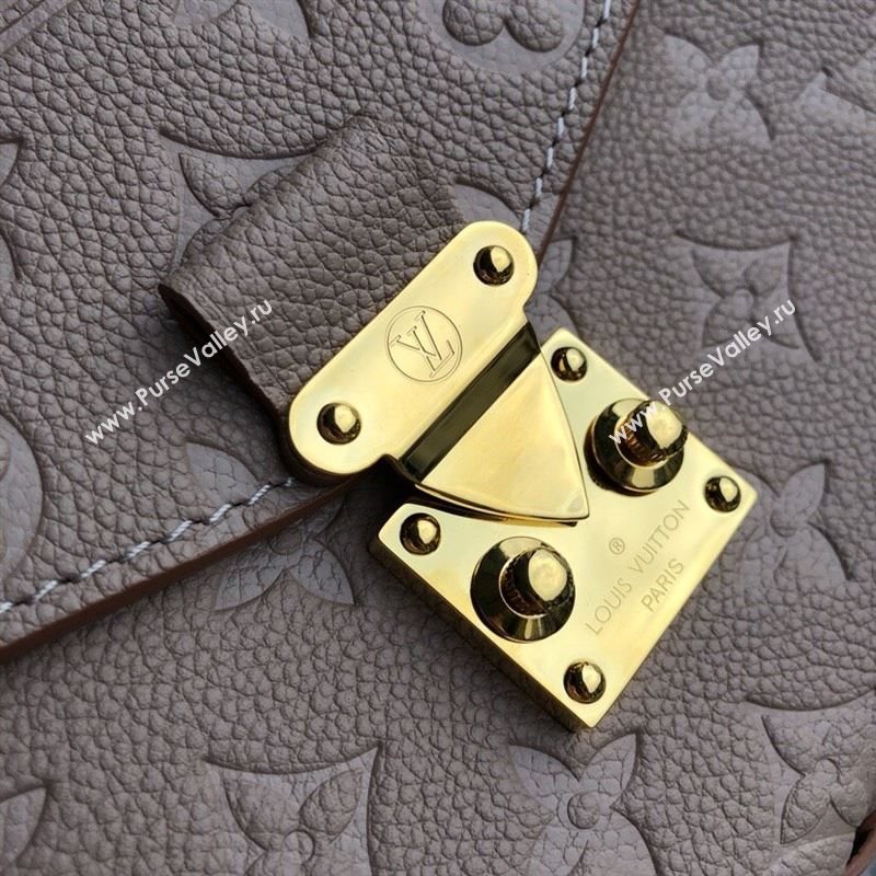 LOUIS VUITTON Pochette Metis 233162