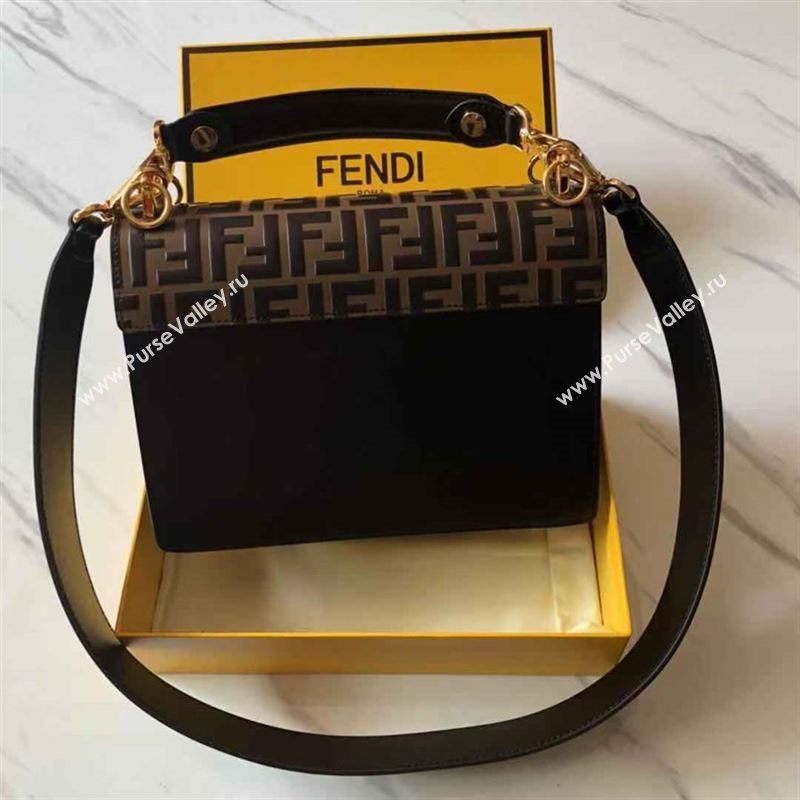 Fendi Kani 235637