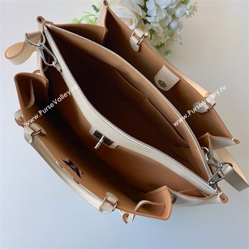 LOUIS VUITTON  LOCKMETO 238289