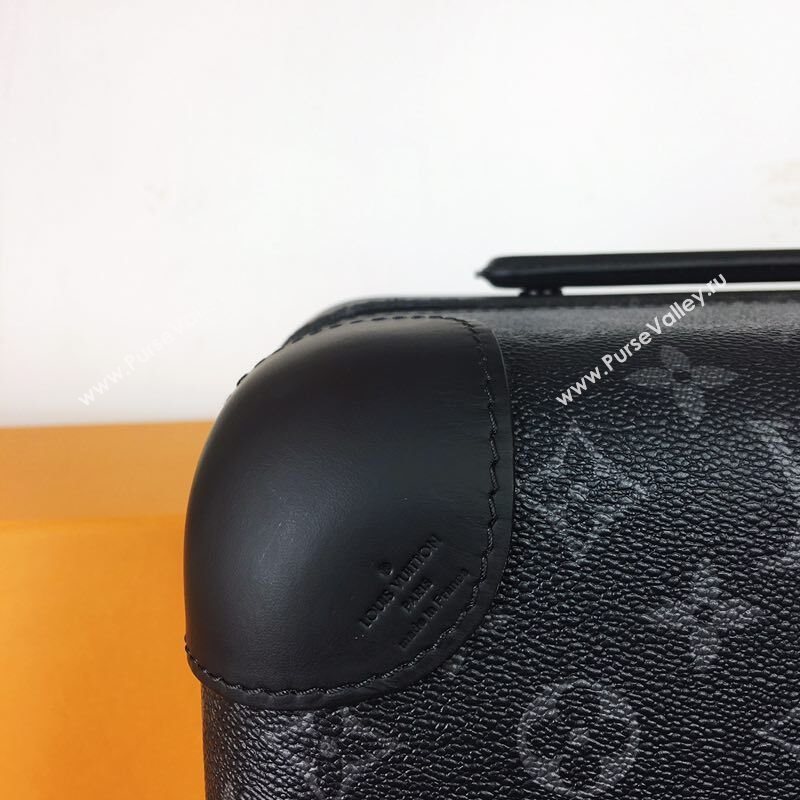 Louis Vuitton Travel box 238742